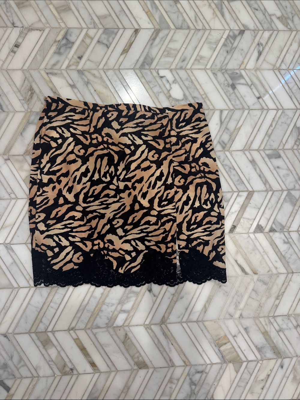 Fleur du Mal Black and Tan Animal-Print Lace-Trim Mini Skirt